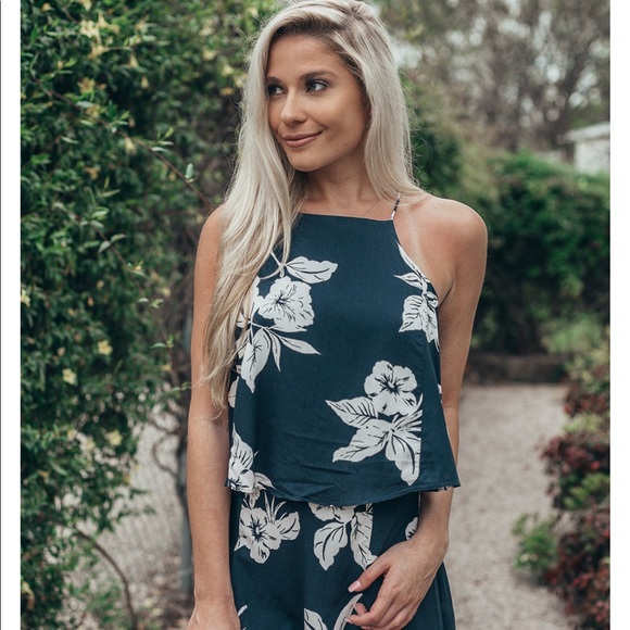 Floral Print X Back Crop Top - Picture 1 of 7